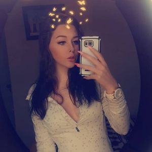 Meet your Posher, Carly